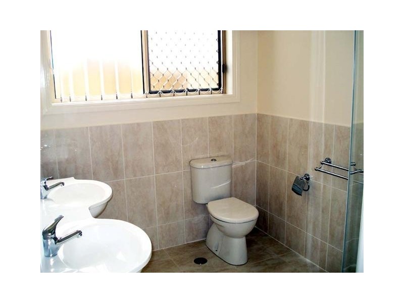 15 Northcote Cr, Caloundra West QLD 4551