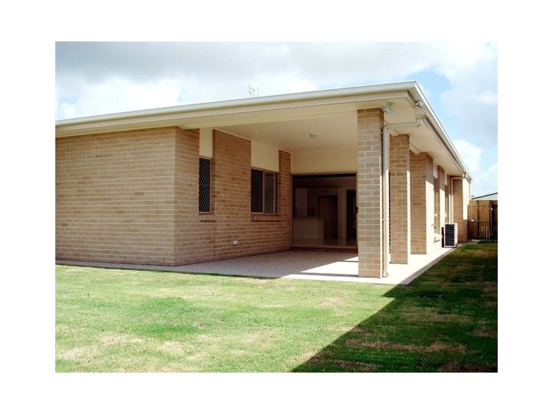 15 Northcote Cr, Caloundra West QLD 4551