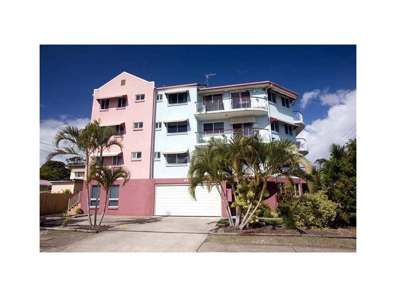 2/31 Kennedy Pde, Golden Beach QLD 4551