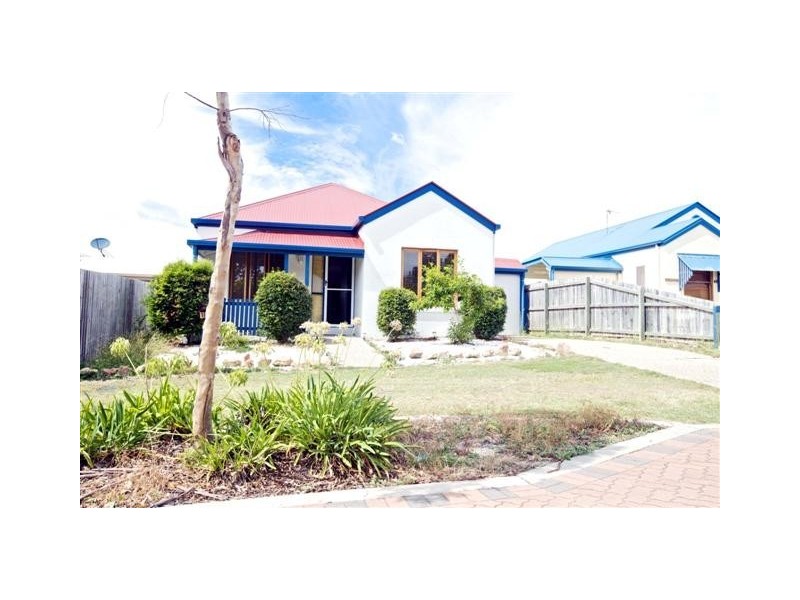 13 Mowburra Pl, Caloundra West QLD 4551