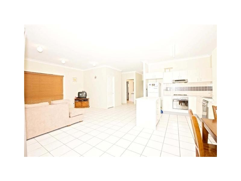 13 Mowburra Pl, Caloundra West QLD 4551