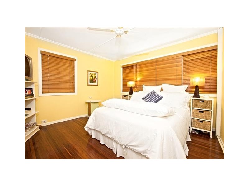 3 Maltman St Nth, Moffat Beach QLD 4551