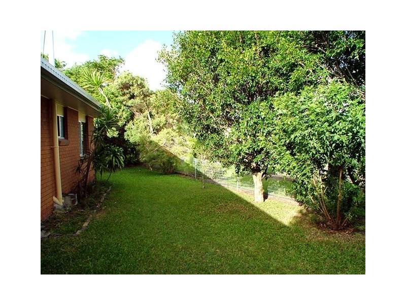 2 Kumala St, Battery Hill QLD 4551