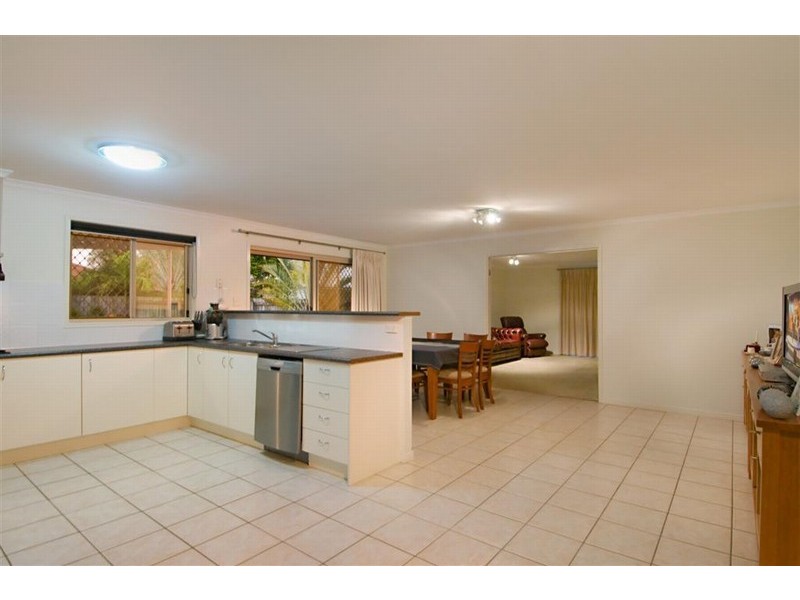 2 Archer Court, Pelican Waters QLD 4551