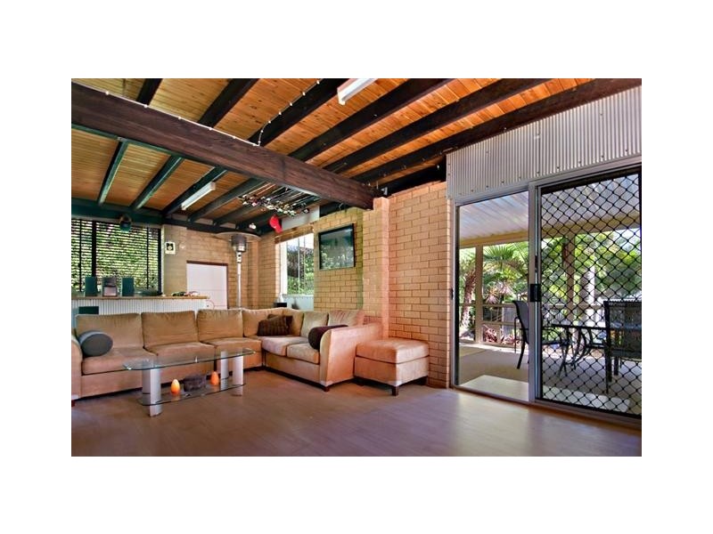 74 Cooroora St, Dicky Beach QLD 4551