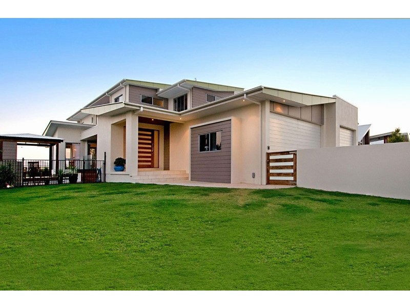 21 Bellanboe Circuit, Pelican Waters QLD 4551