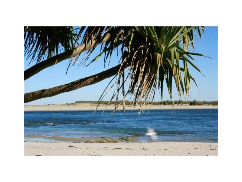 109/30 Bulcock Beach Esplanade, Caloundra QLD 4551