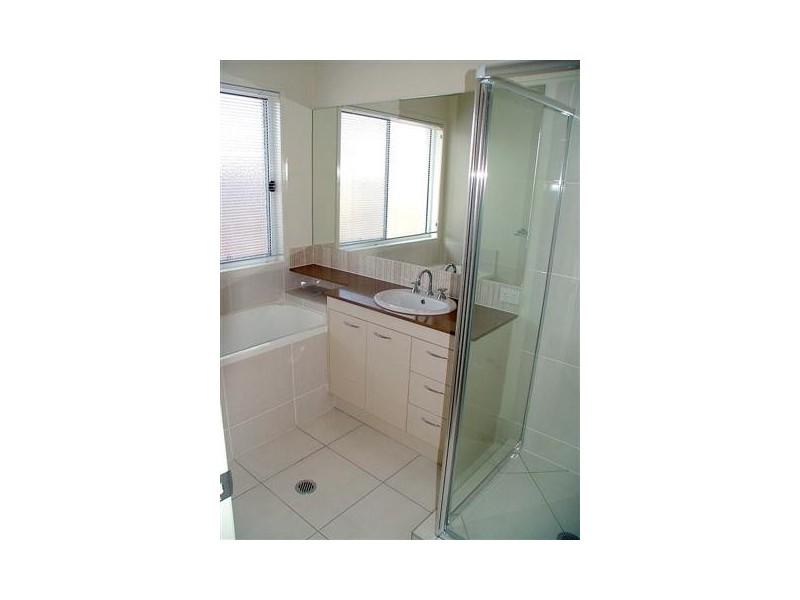 4 Northcote Crescent, Caloundra West QLD 4551