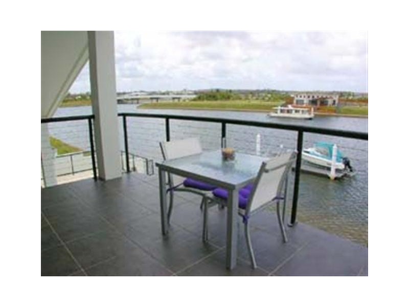 27 Godwin Place, Pelican Waters QLD 4551