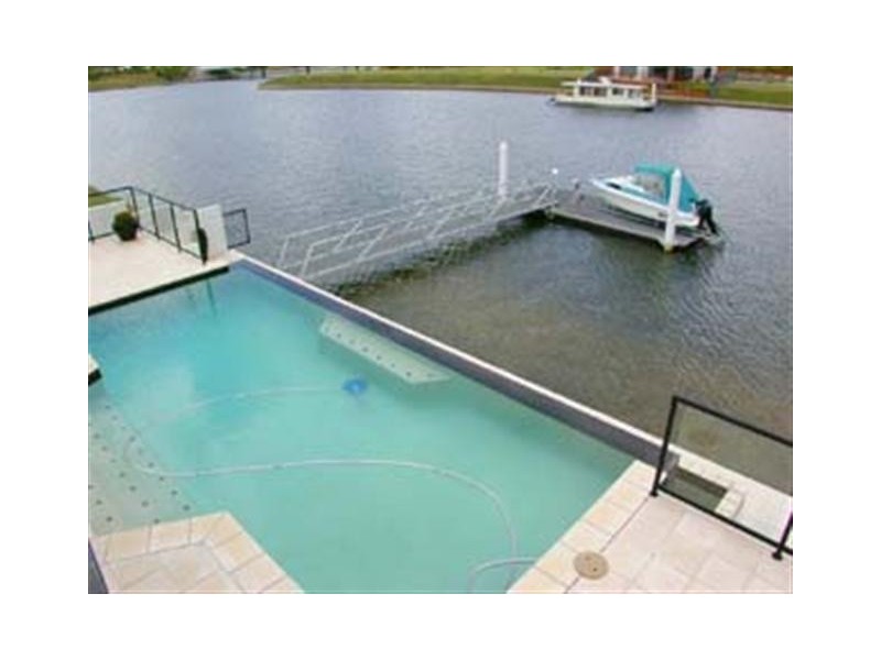 27 Godwin Place, Pelican Waters QLD 4551