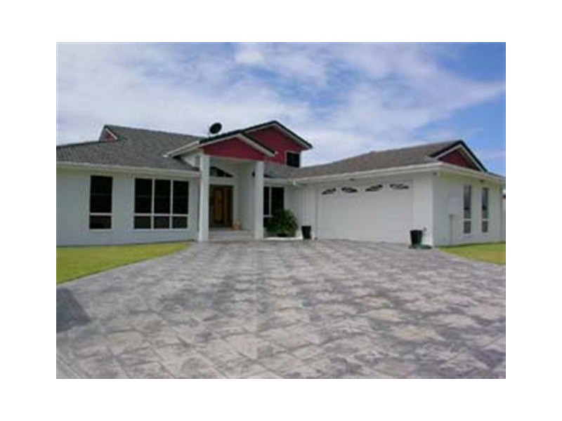 27 Godwin Place, Pelican Waters QLD 4551