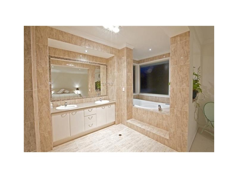 94 Mahogany Drive, Pelican Waters QLD 4551