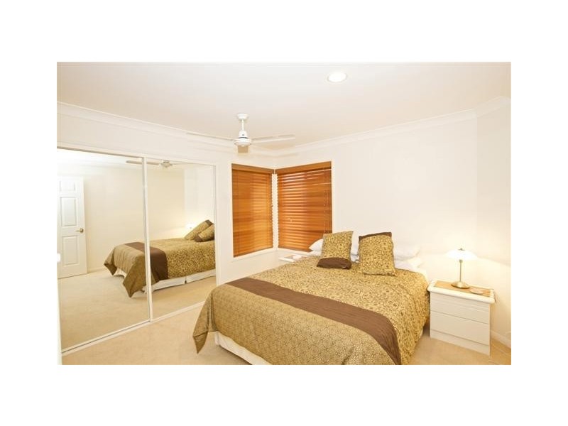 5 Campbellville Circuit, Pelican Waters QLD 4551