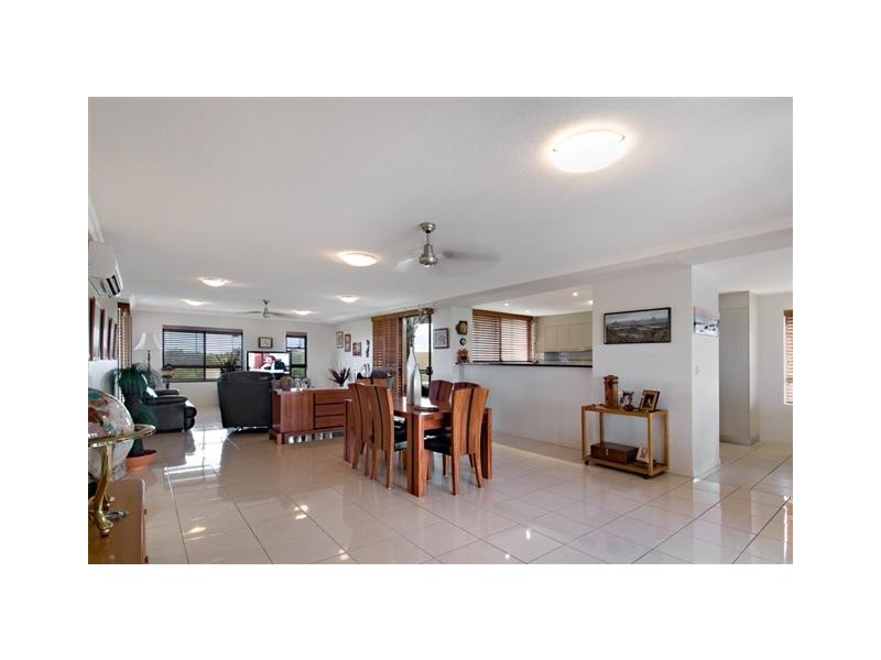 74/1 Millennium Circuit, Pelican Waters QLD 4551