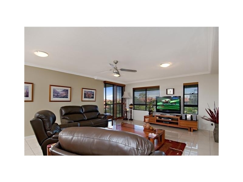 74/1 Millennium Circuit, Pelican Waters QLD 4551