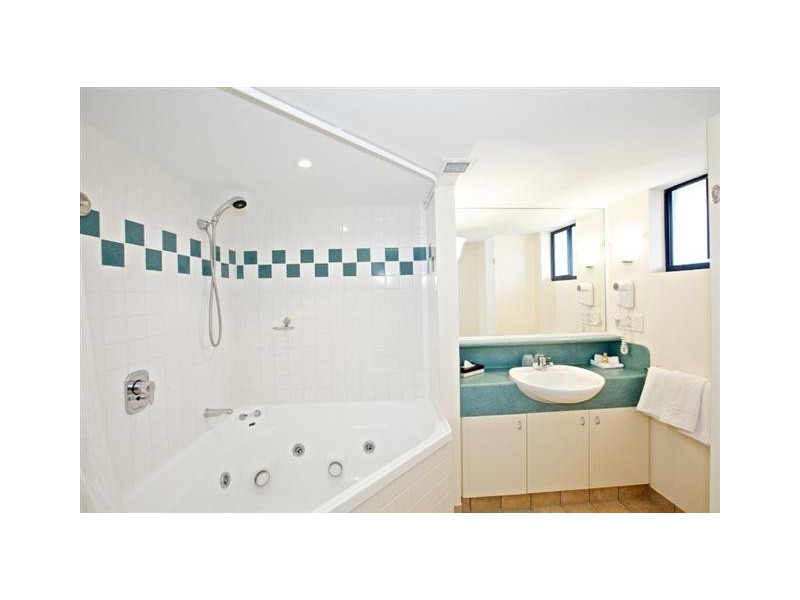 402/75 Golden Beach Esp, Golden Beach QLD 4551