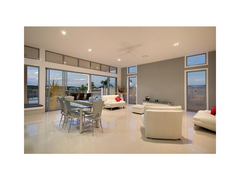 27 Abbey Court, Pelican Waters QLD 4551
