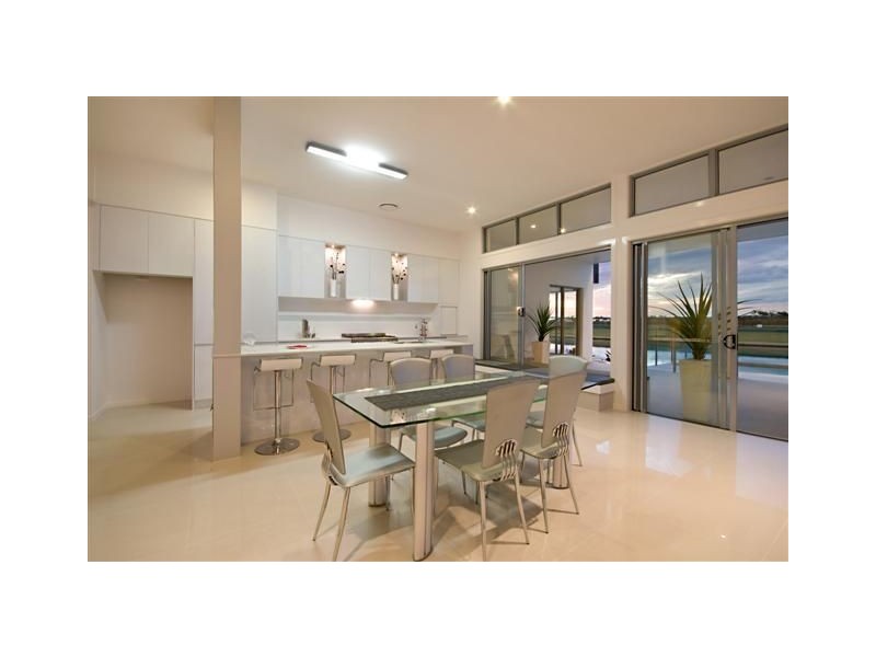 27 Abbey Court, Pelican Waters QLD 4551