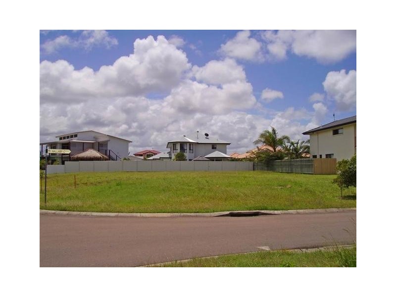 21 Wallaby Circuit, Pelican Waters QLD 4551