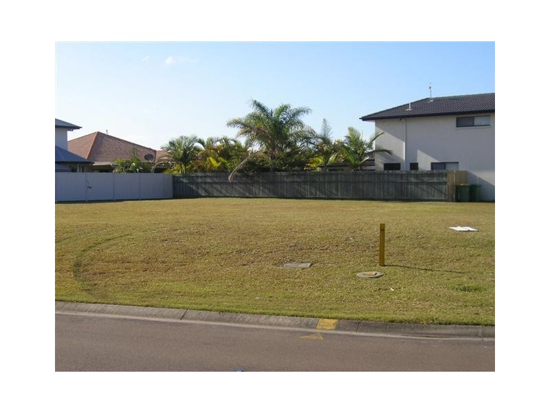 21 Wallaby Circuit, Pelican Waters QLD 4551