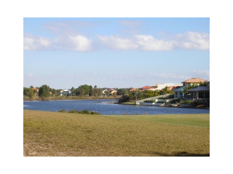 21 Wallaby Circuit, Pelican Waters QLD 4551