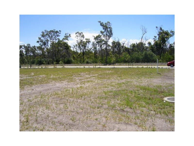 35 Deepwater Circuit, Pelican Waters QLD 4551