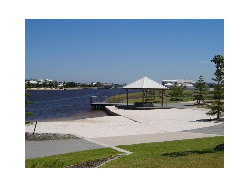 35 Deepwater Circuit, Pelican Waters QLD 4551