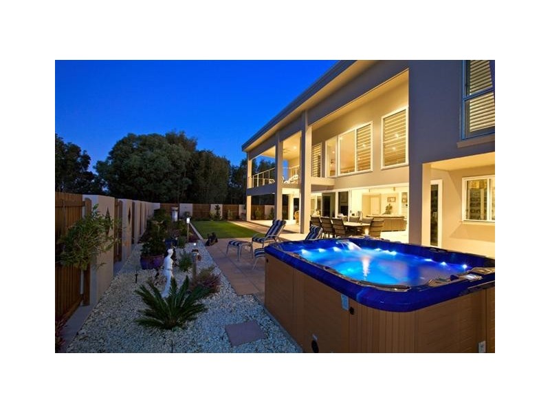 41 Mahogany Drive, Pelican Waters QLD 4551