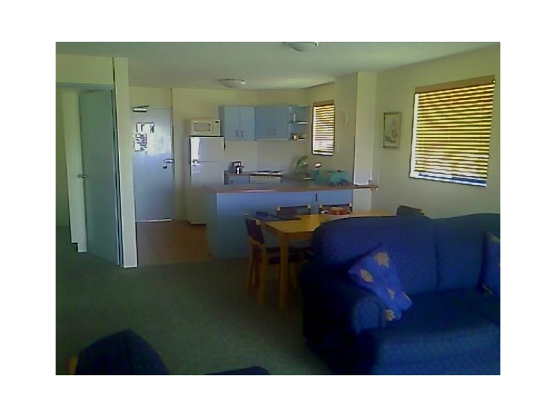 3/5 Latona Ave, Caloundra QLD 4551