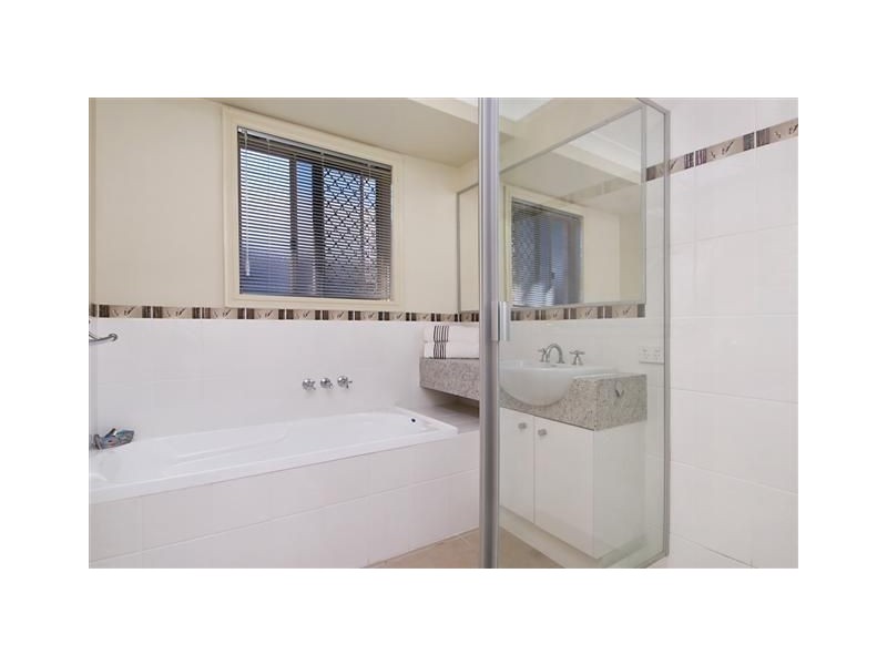 44 Cullen Drive, Little Mountain QLD 4551
