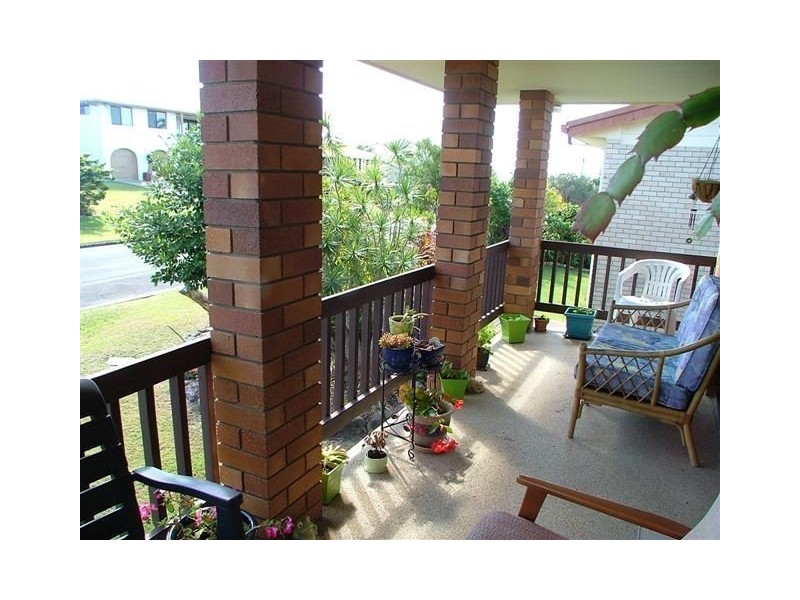 6 Enfield Crescent, Battery Hill QLD 4551