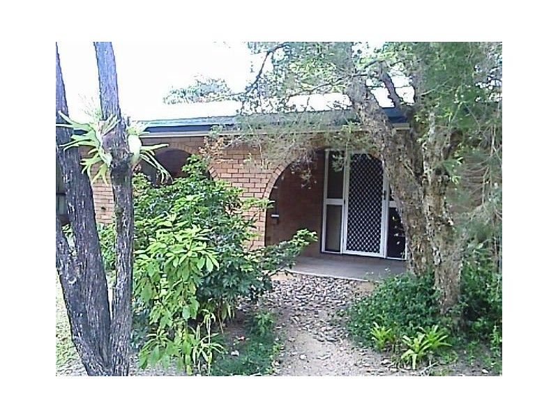 84 Coonowrin St, Dicky Beach QLD 4551