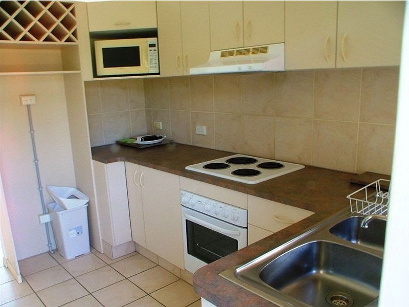 8/29 Burgess Street, Kings Beach QLD 4551