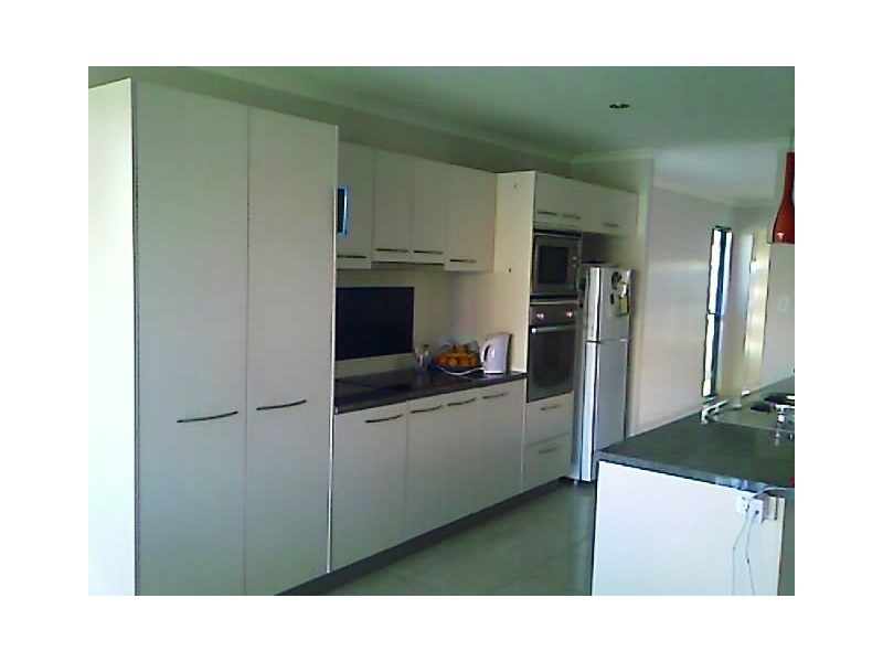 4 Wheeler Cres, Caloundra West QLD 4551