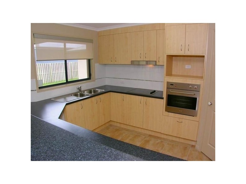 4 Edlundh Court, Pelican Waters QLD 4551