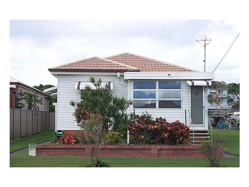 9 Hume Street, Golden Beach QLD 4551