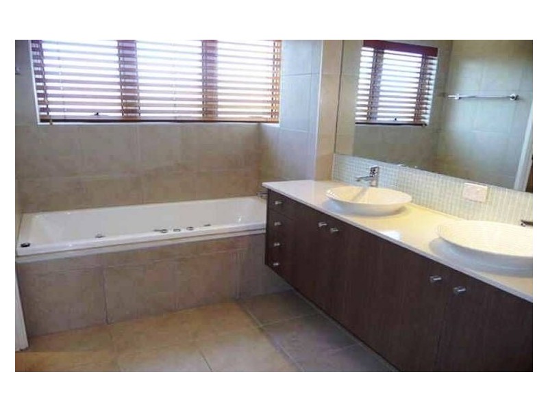 76/7 Grand Parade, Parrearra QLD 4575