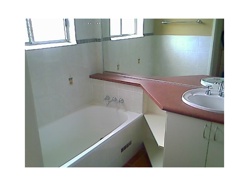 2/7 Mahia Terrace, Kings Beach QLD 4551