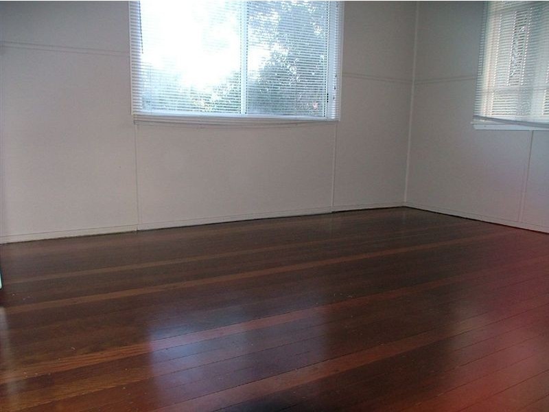 1/1 Mackay Street, Dicky Beach QLD 4551