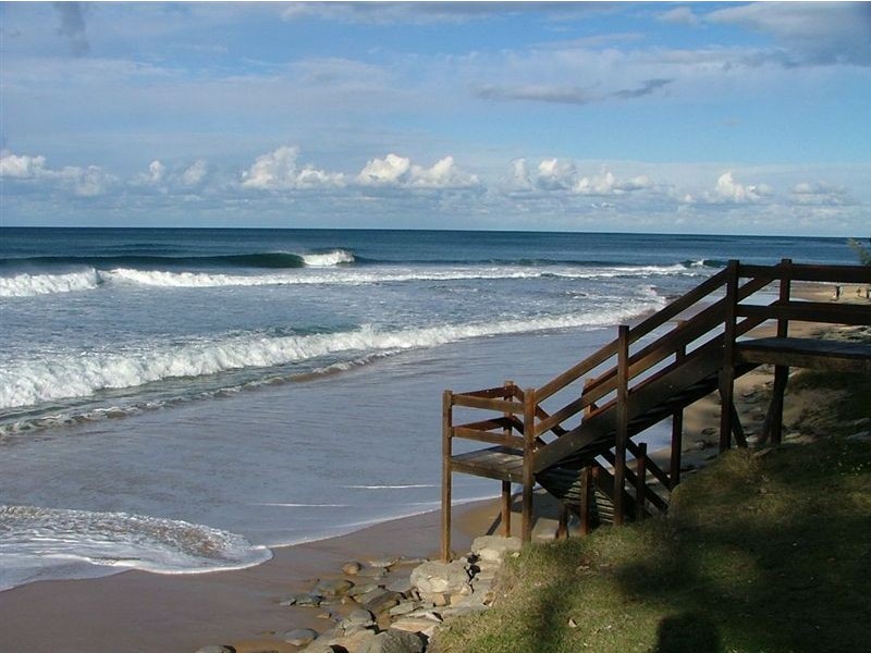 1/1 Mackay Street, Dicky Beach QLD 4551