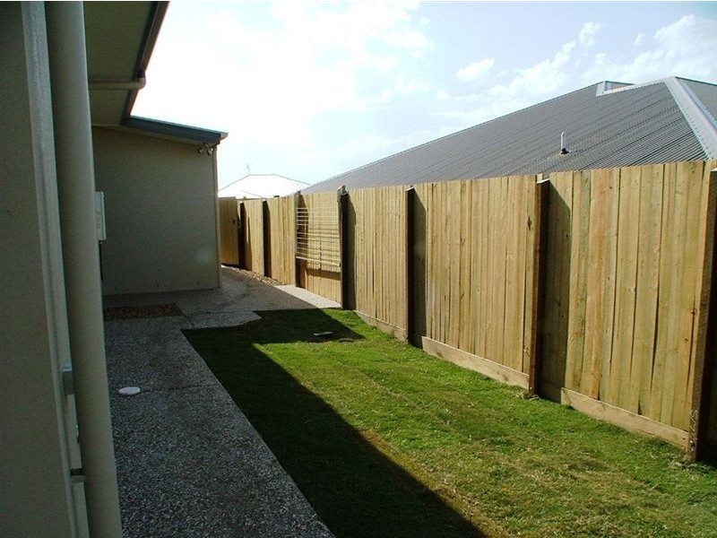 50 Kurrimine, Mountain Creek QLD 4557