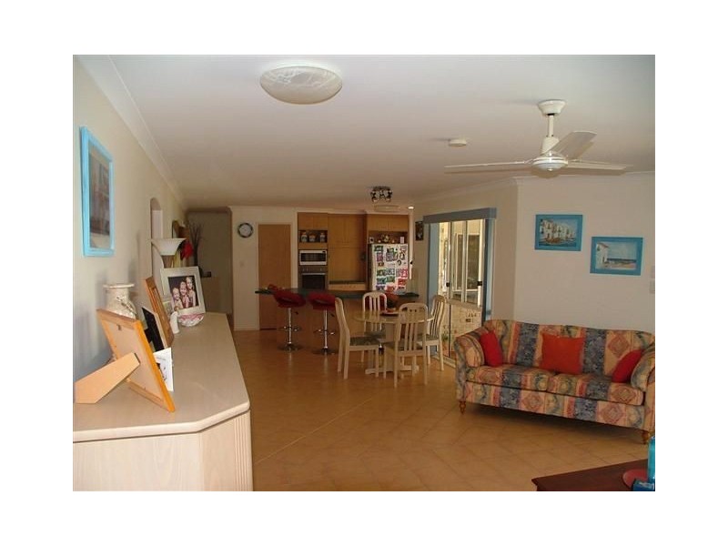 6 Amity Court, Pelican Waters QLD 4551
