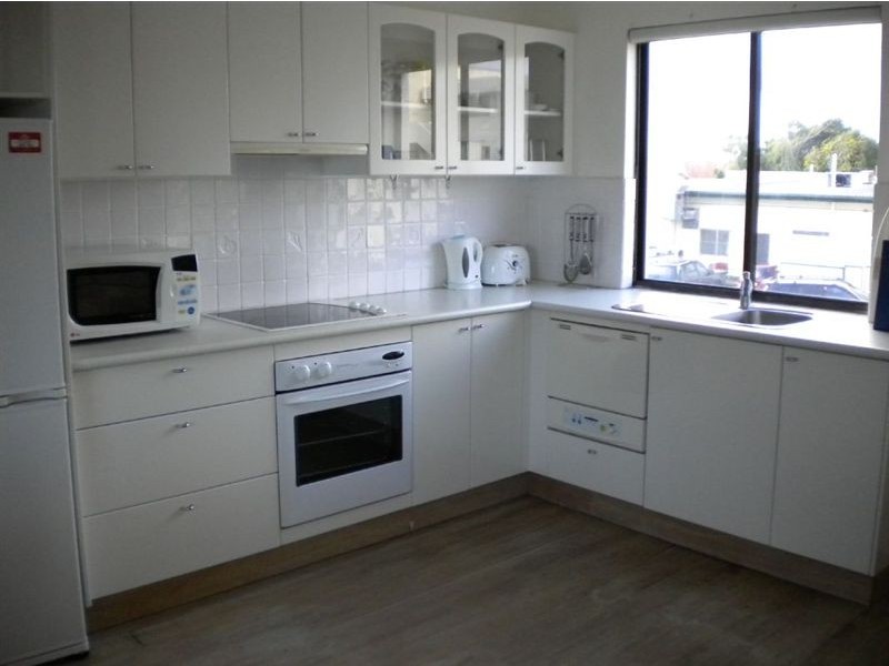 4/1 Cooma Terrace, Caloundra QLD 4551