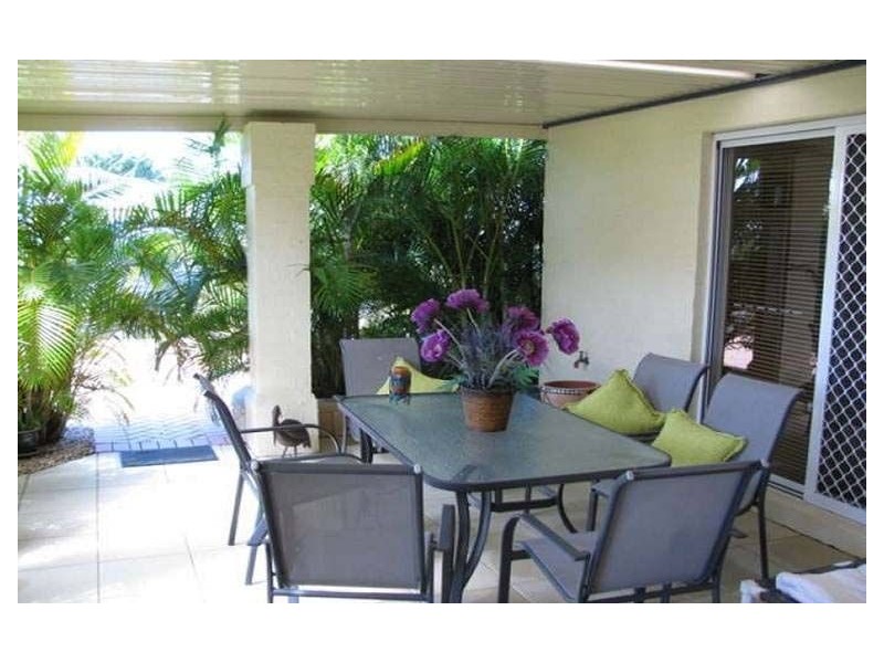 1 Kuthar Street, Pelican Waters QLD 4551