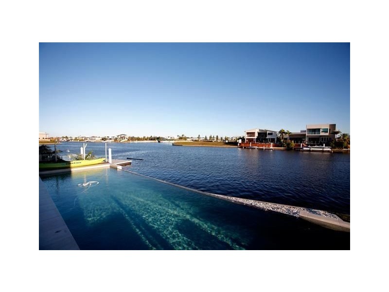 22 Westholme Cct, Pelican Waters QLD 4551