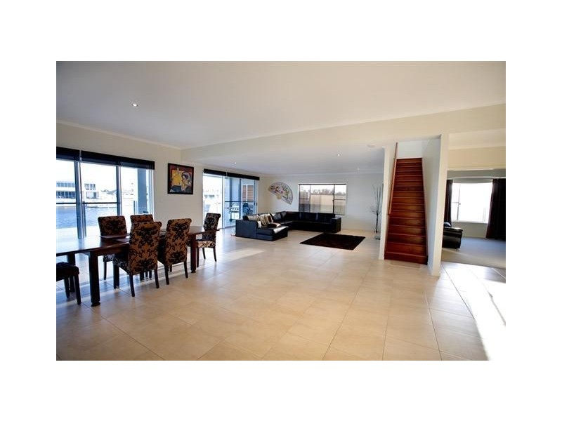 22 Westholme Cct, Pelican Waters QLD 4551