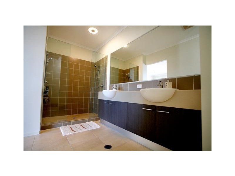 22 Westholme Cct, Pelican Waters QLD 4551