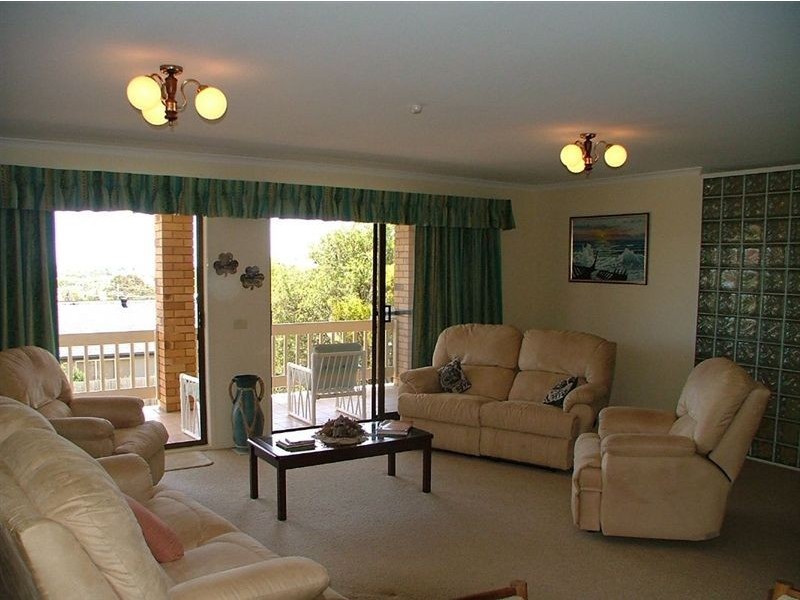 2 Ikara Street, Battery Hill QLD 4551