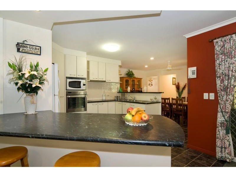 11 Applegum Drive, Little Mountain QLD 4551