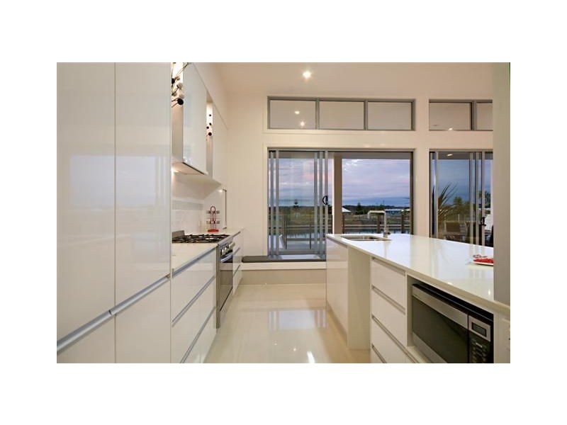 27 Abbey Court, Pelican Waters QLD 4551